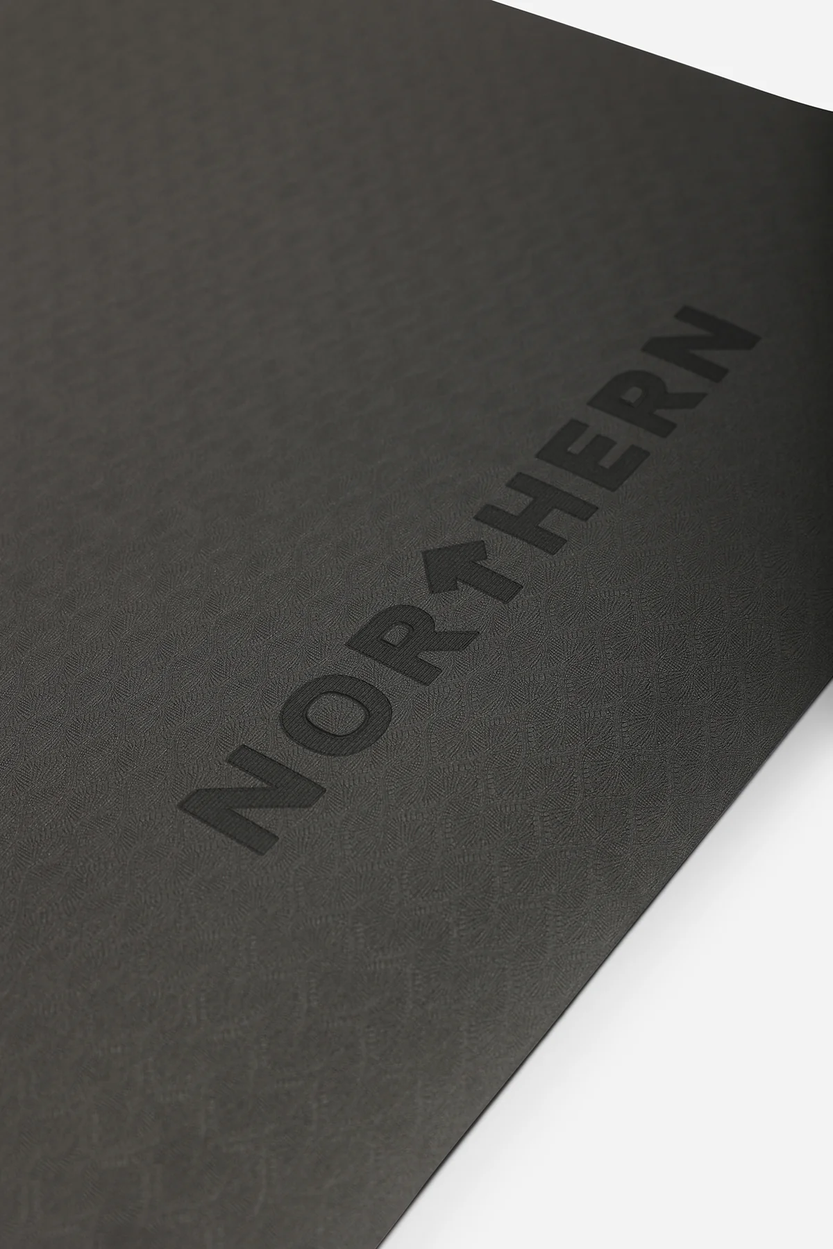 Northern 4mm Yoga Mat Non-Slip, Eco-Friendly Exercise Mat, Pilates & Home Workouts - Black - Image 4